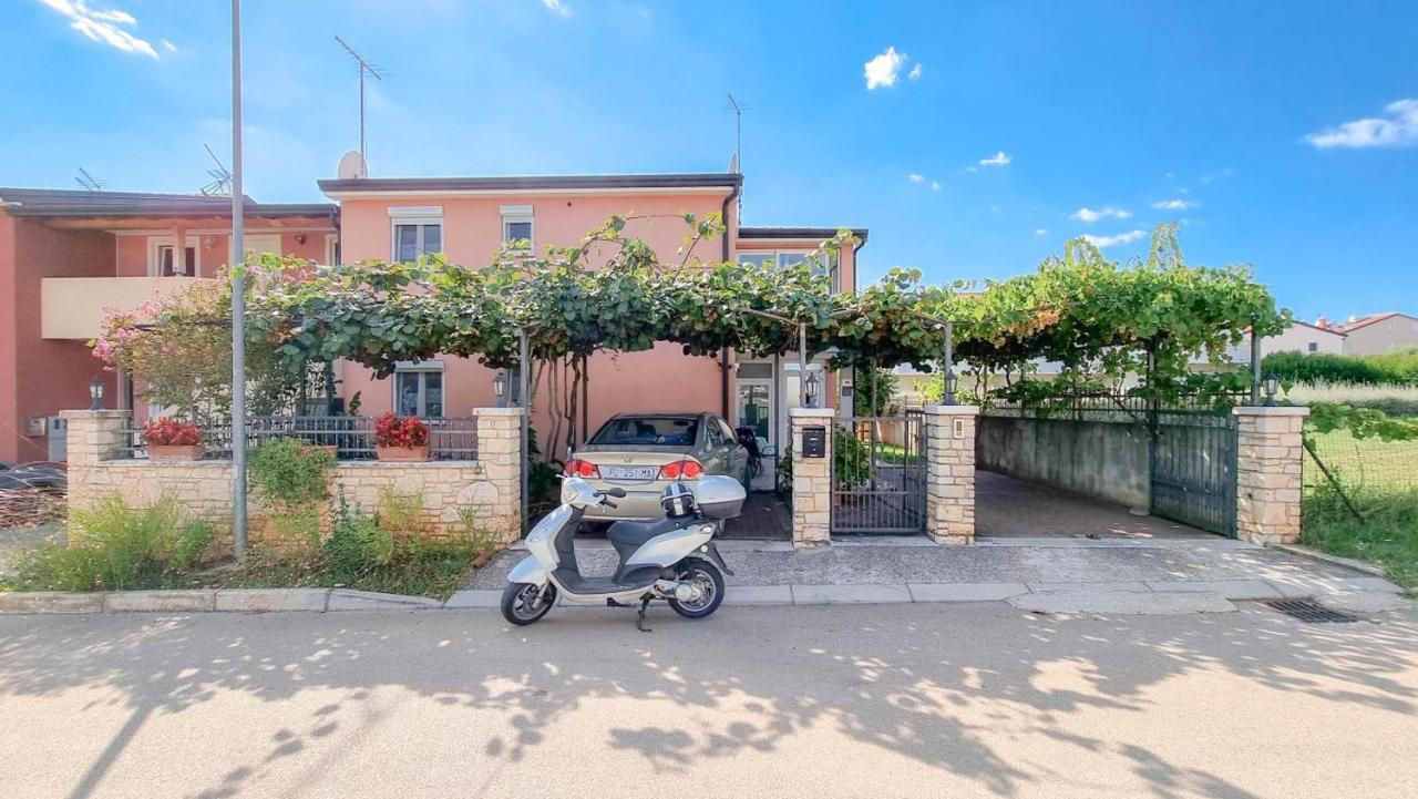 Stelia Apartment Novigrad  Exterior photo