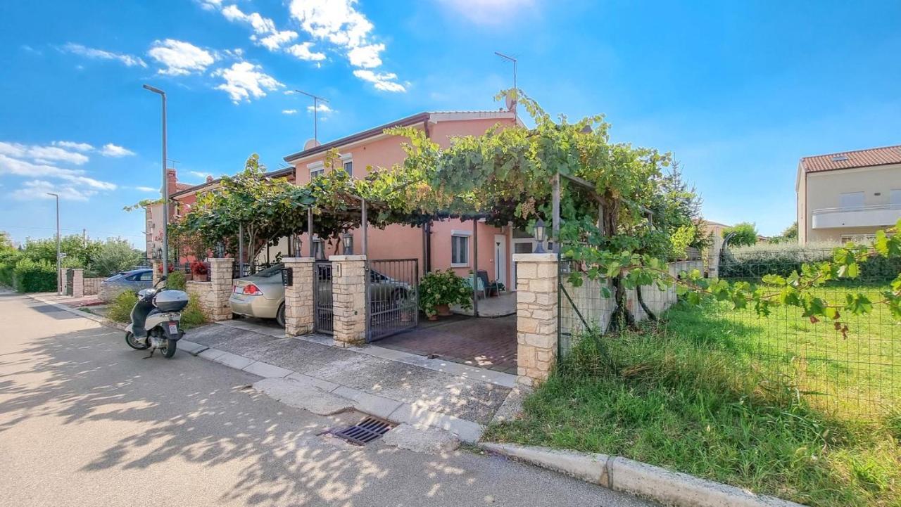 Stelia Apartment Novigrad  Exterior photo